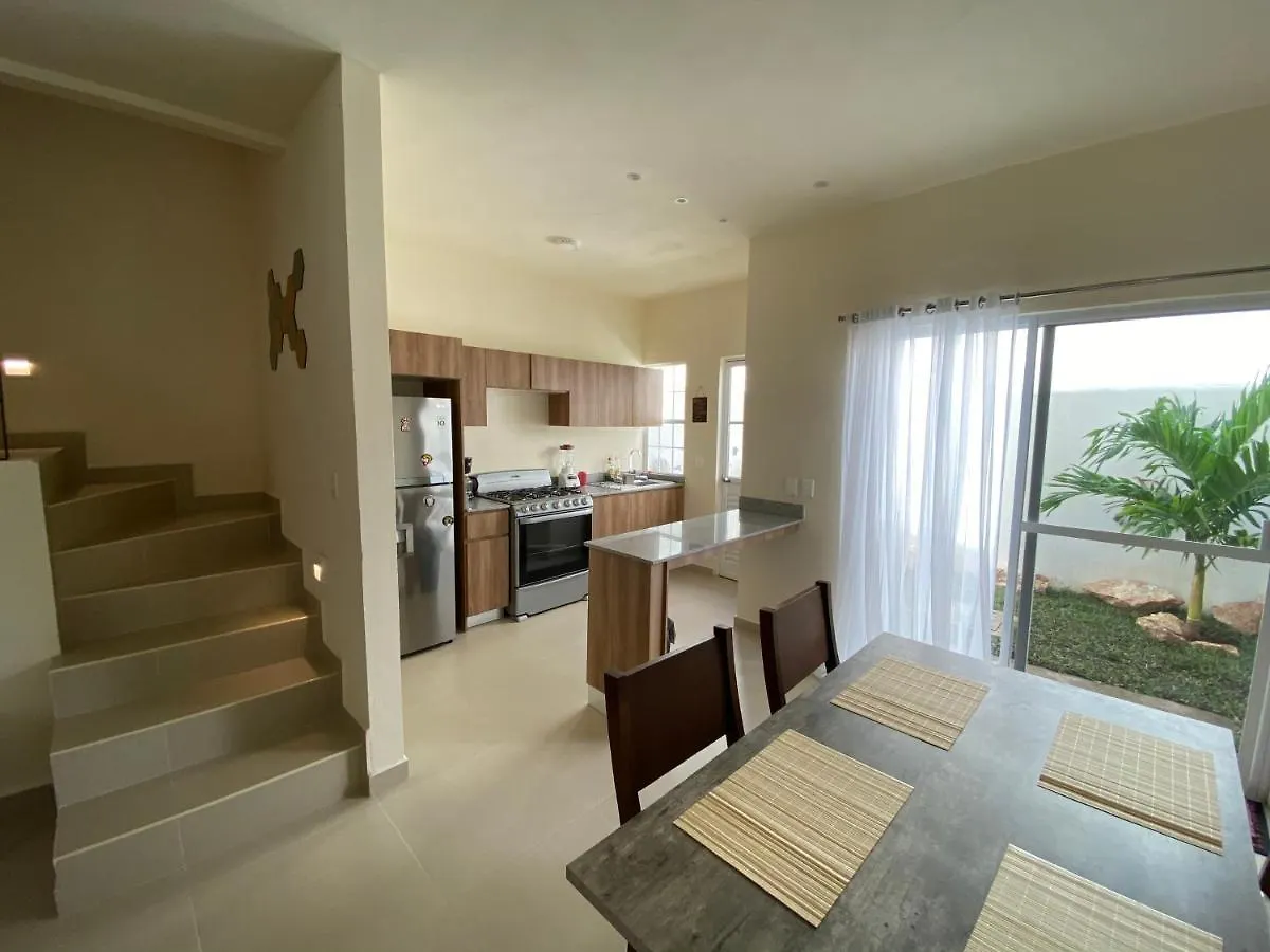 Cozy Family Vacation Home Near The Beach! Playa del Carmen